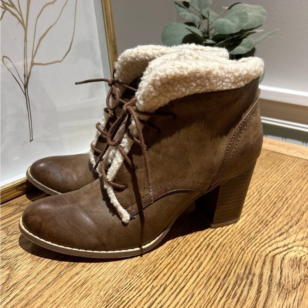 Winter boots - Sherpa lined so cute